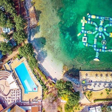 Camping Bijela Uvala - Eurocamp I Homair Пореч Екстер'єр фото