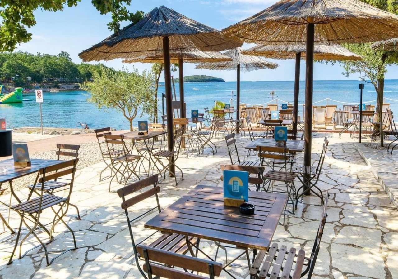 Camping Bijela Uvala - Eurocamp I Homair Пореч Екстер'єр фото